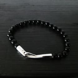 Orner bracelet perle onyx crochet pour homme présentation